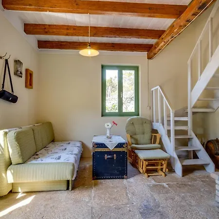 Oliva Ferienhaus Sveti Jakov